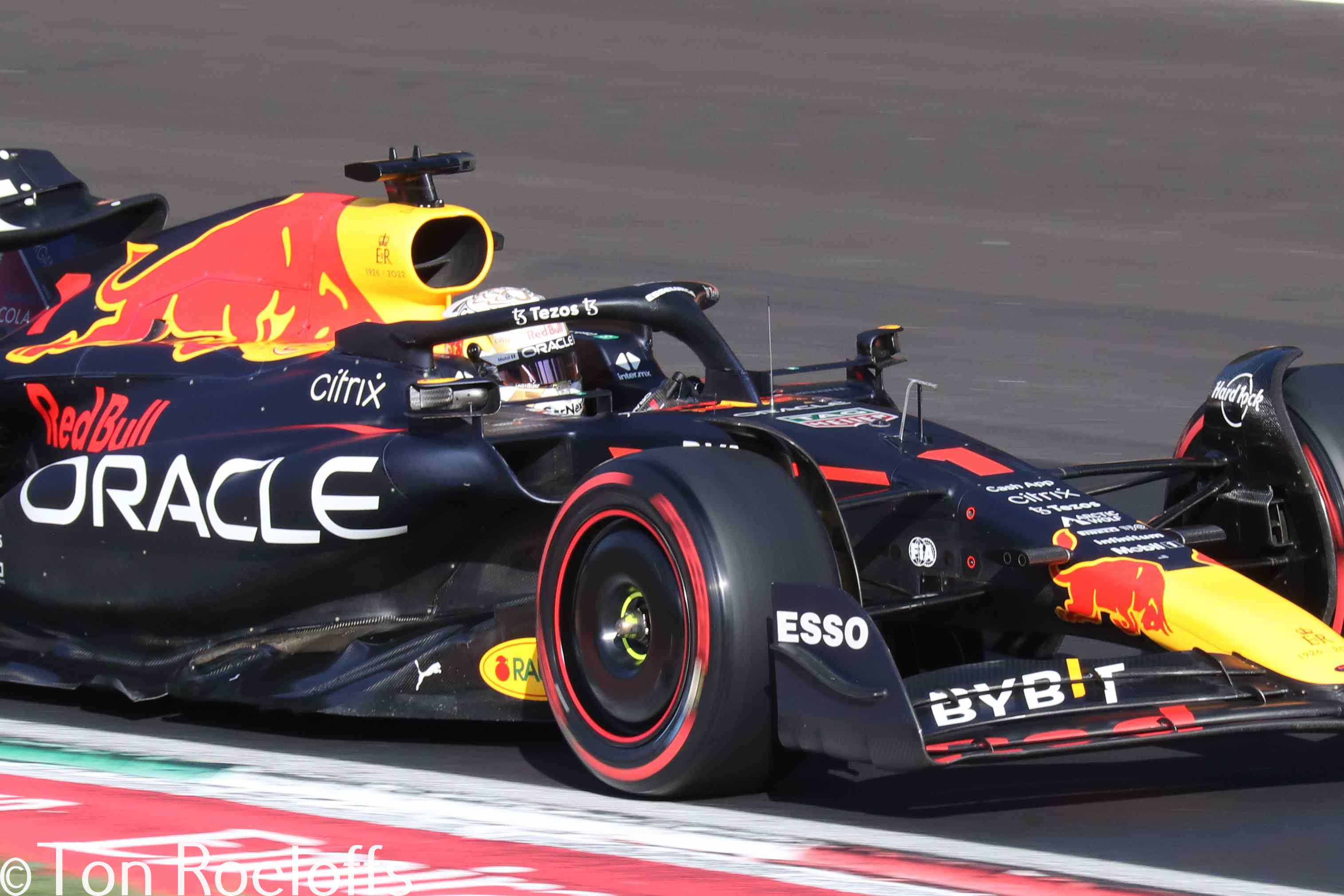 Vettel verremt zich
